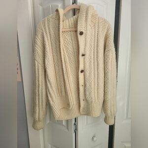 Women's 100% Wool Hooded Cream Sweater